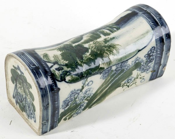 CHINESE EXPORT PORCELAIN OPIUM PILLOW - 2
