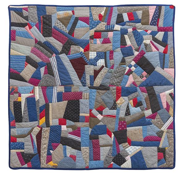 Pieced Patchwork Quilt (1 of 9)