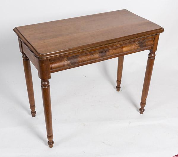 Sheraton Game Table (1 of 7)