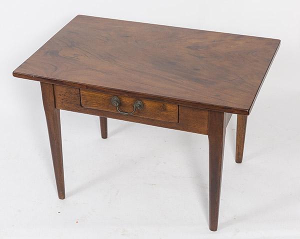 Hepplewhite Style Rosewood Stand (1 of 7)