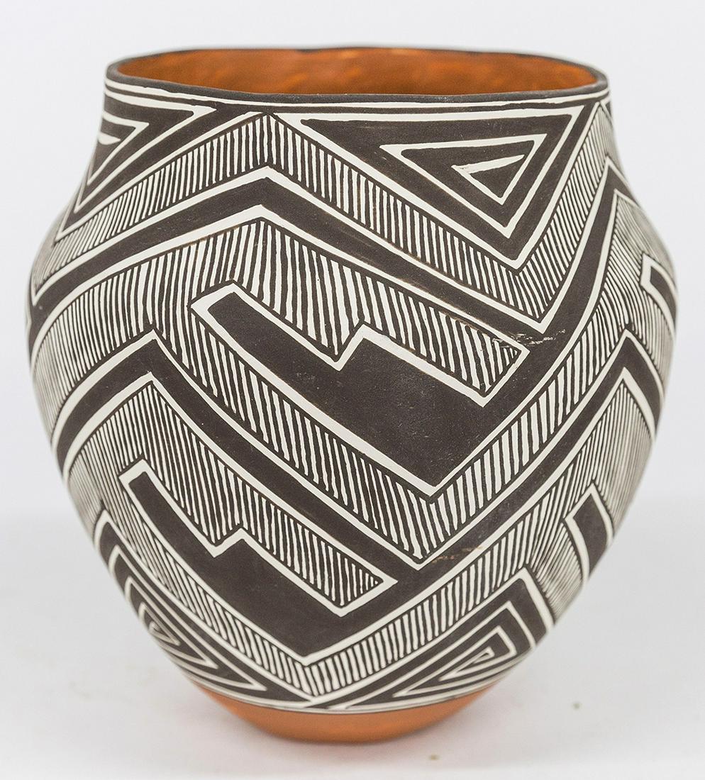 Acoma Polychrome Olla (1 of 6)