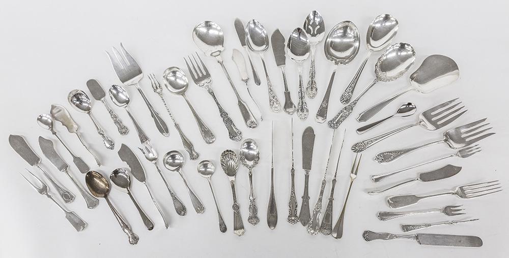 Lot Plated Flatware (1 of 5)