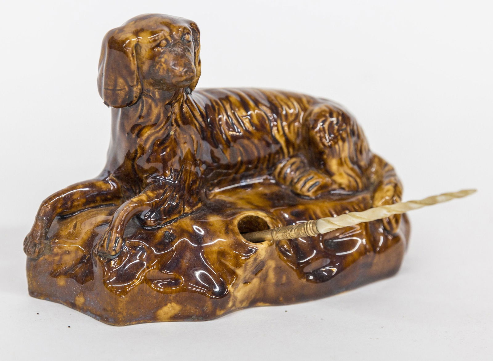 Rockingham Figural  Pen Holder (1 of 7)