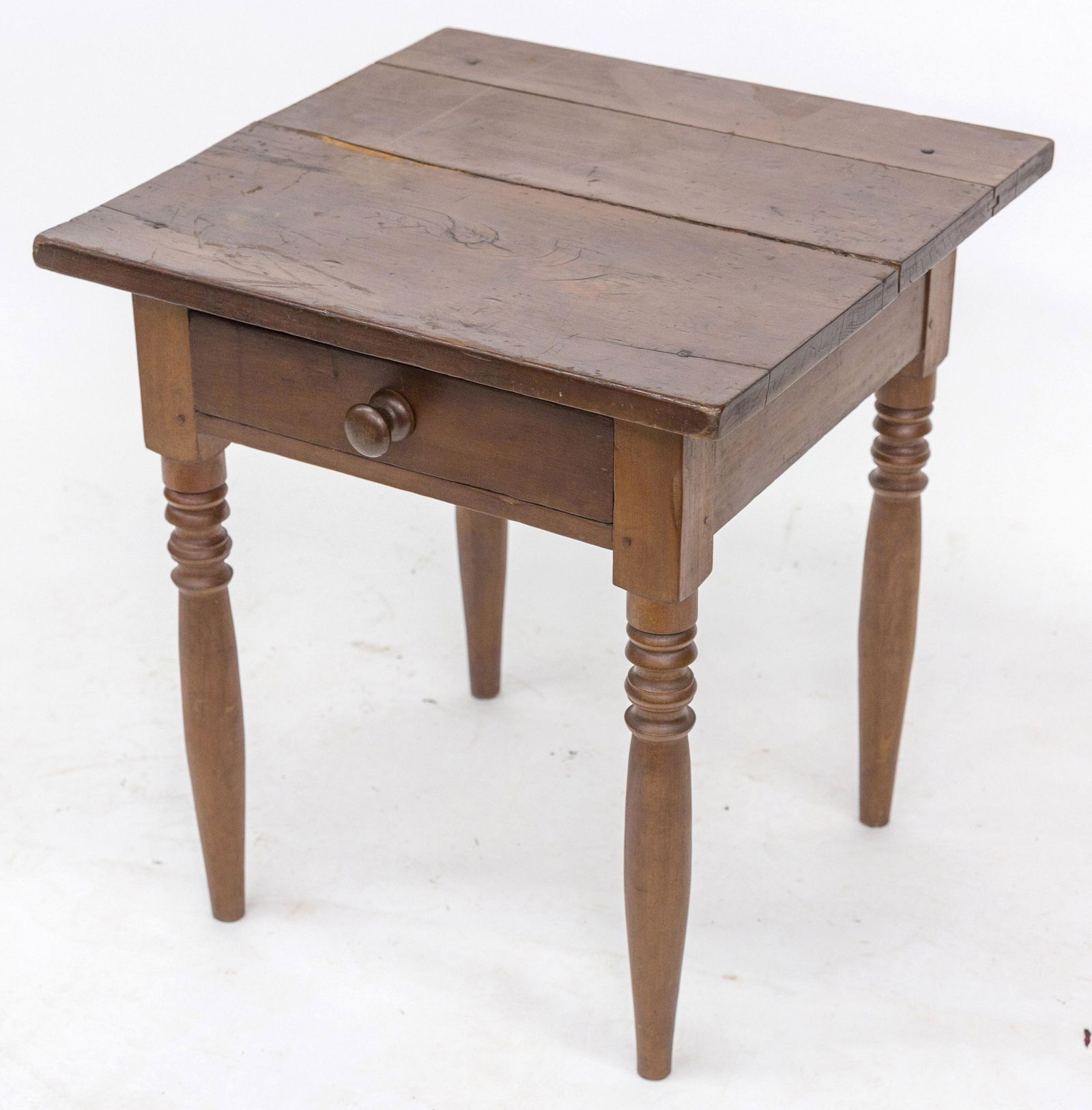 Shaker Cherry Stand (1 of 8)