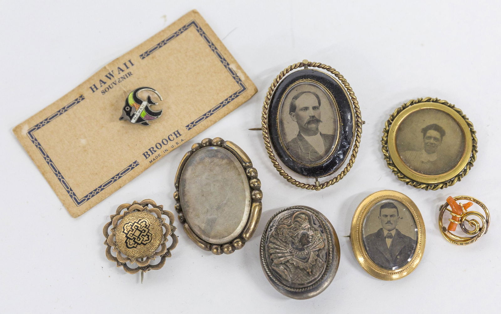 Early Photograph Broaches (1 of 6)