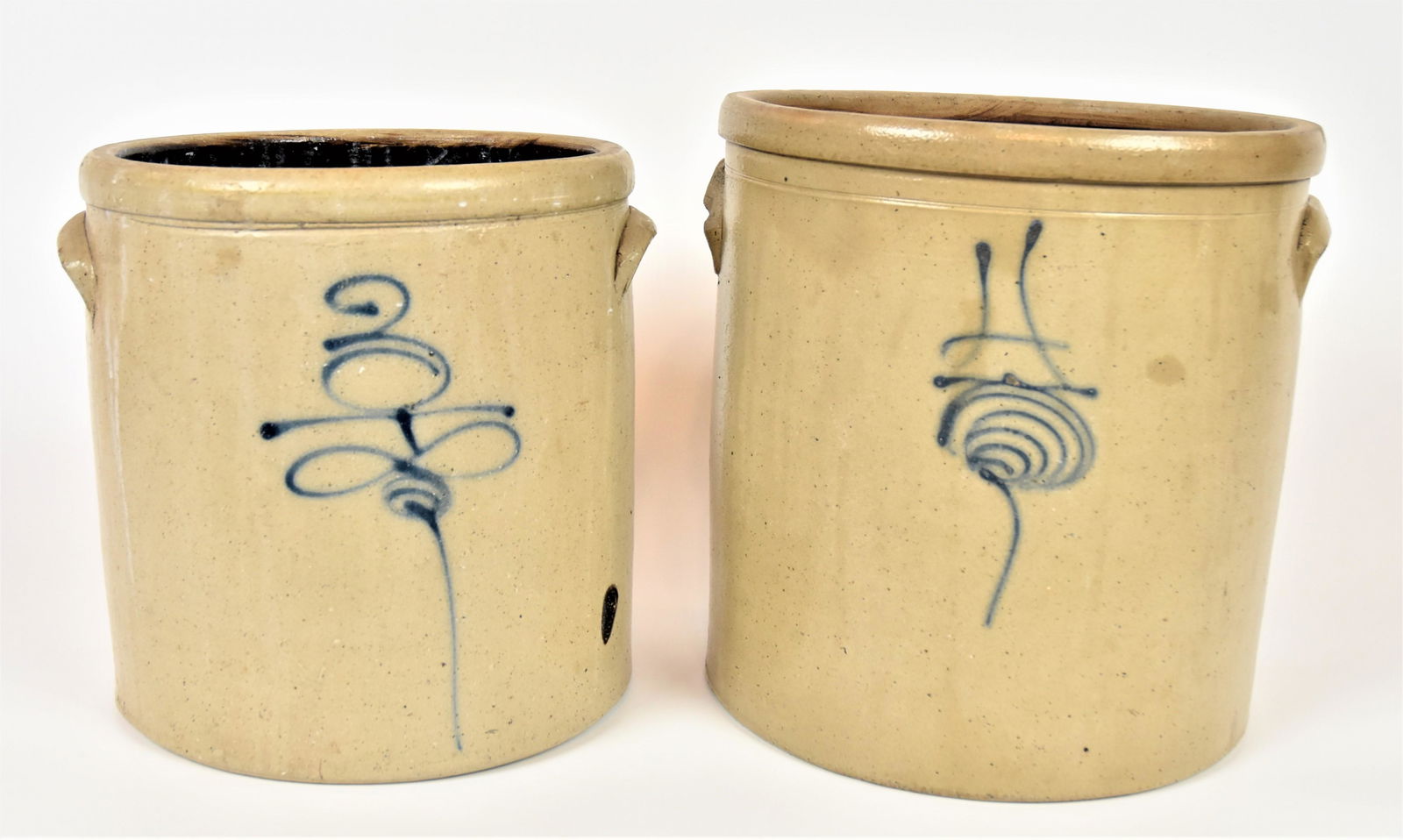 Decorated Stoneware Jars (1 of 12)