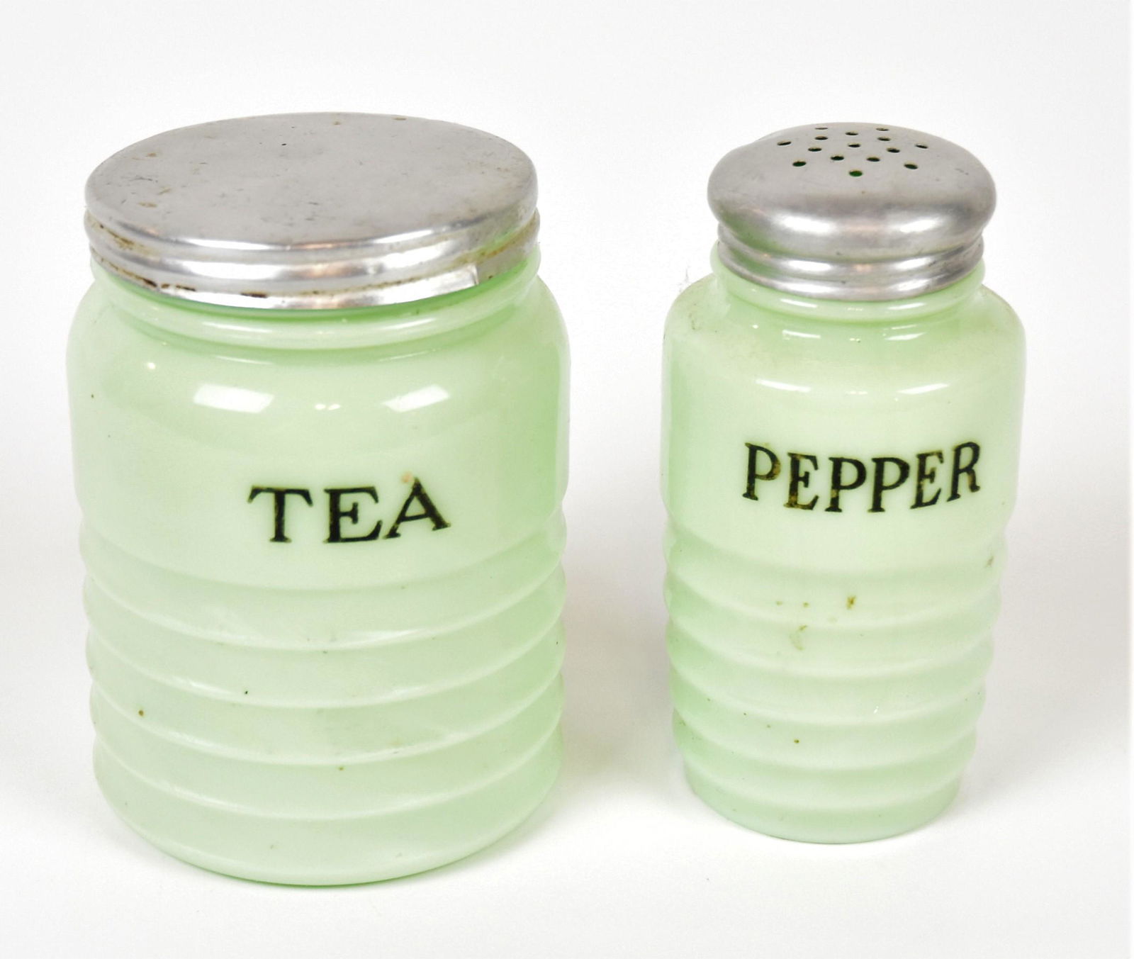 Jadite Canister & Shaker (1 of 9)