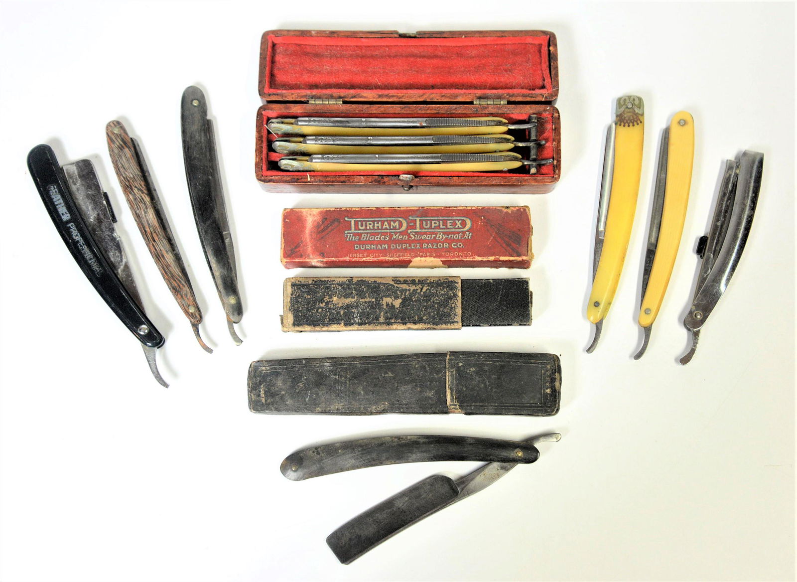 Ten Early Straight Razors (1 of 6)