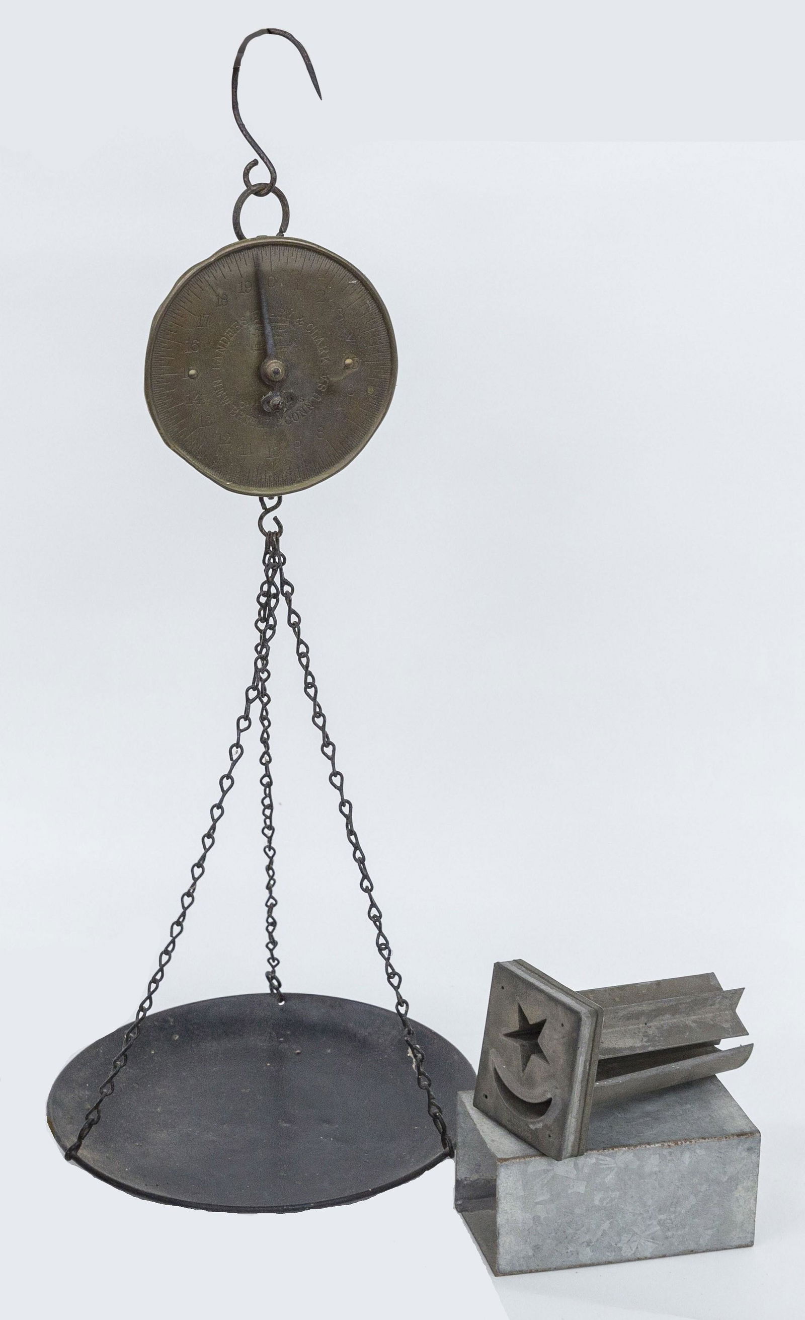 Hanging Scale & Mold (1 of 6)
