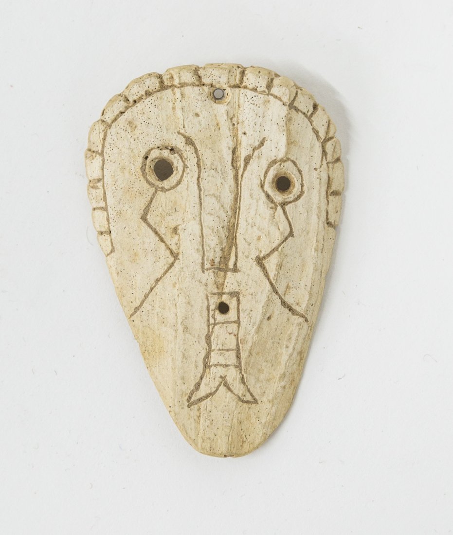 Weeping Eye Marine Shell Gorget (1 of 4)