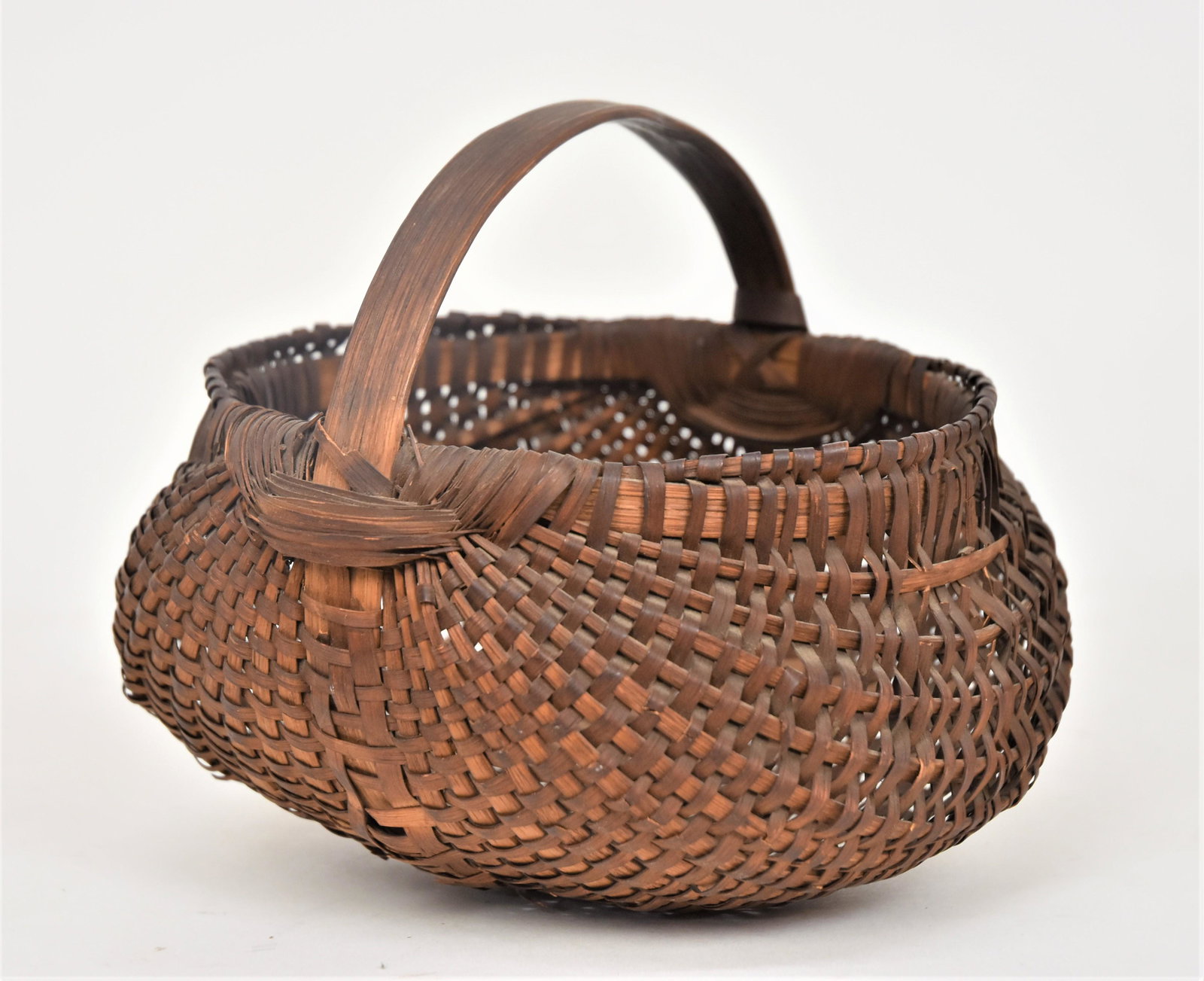 Small Buttocks Basket (1 of 6)