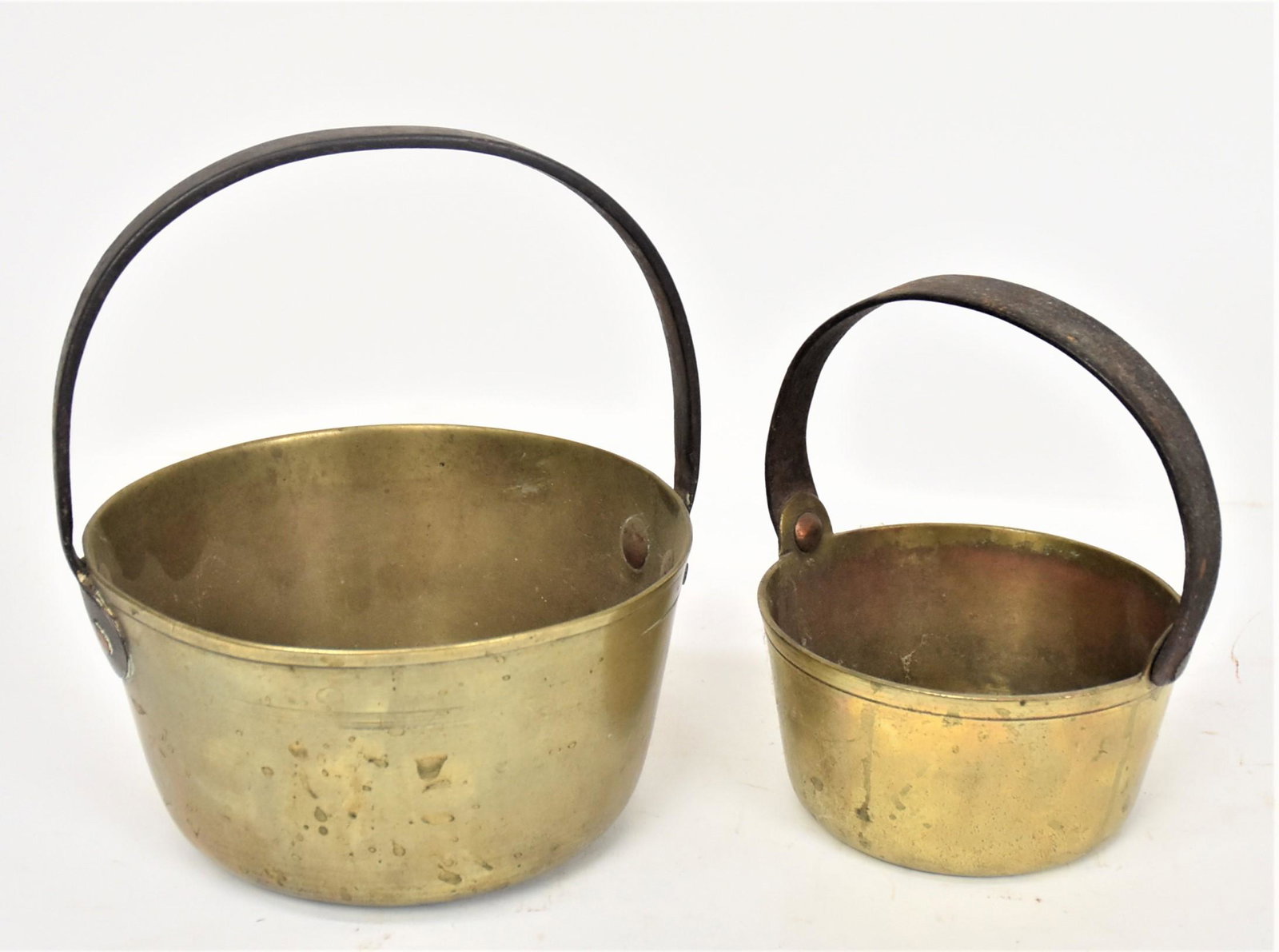 Two Brass Miniature Childs Pails (1 of 7)