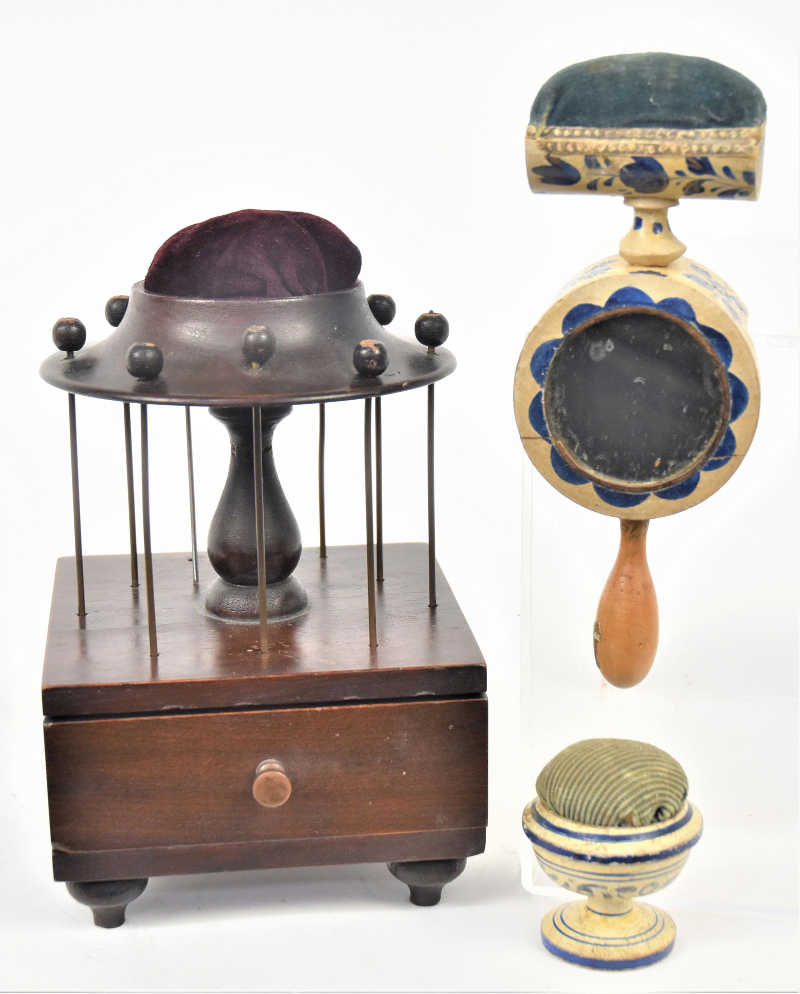 Early Sewing Notions (1 of 8)