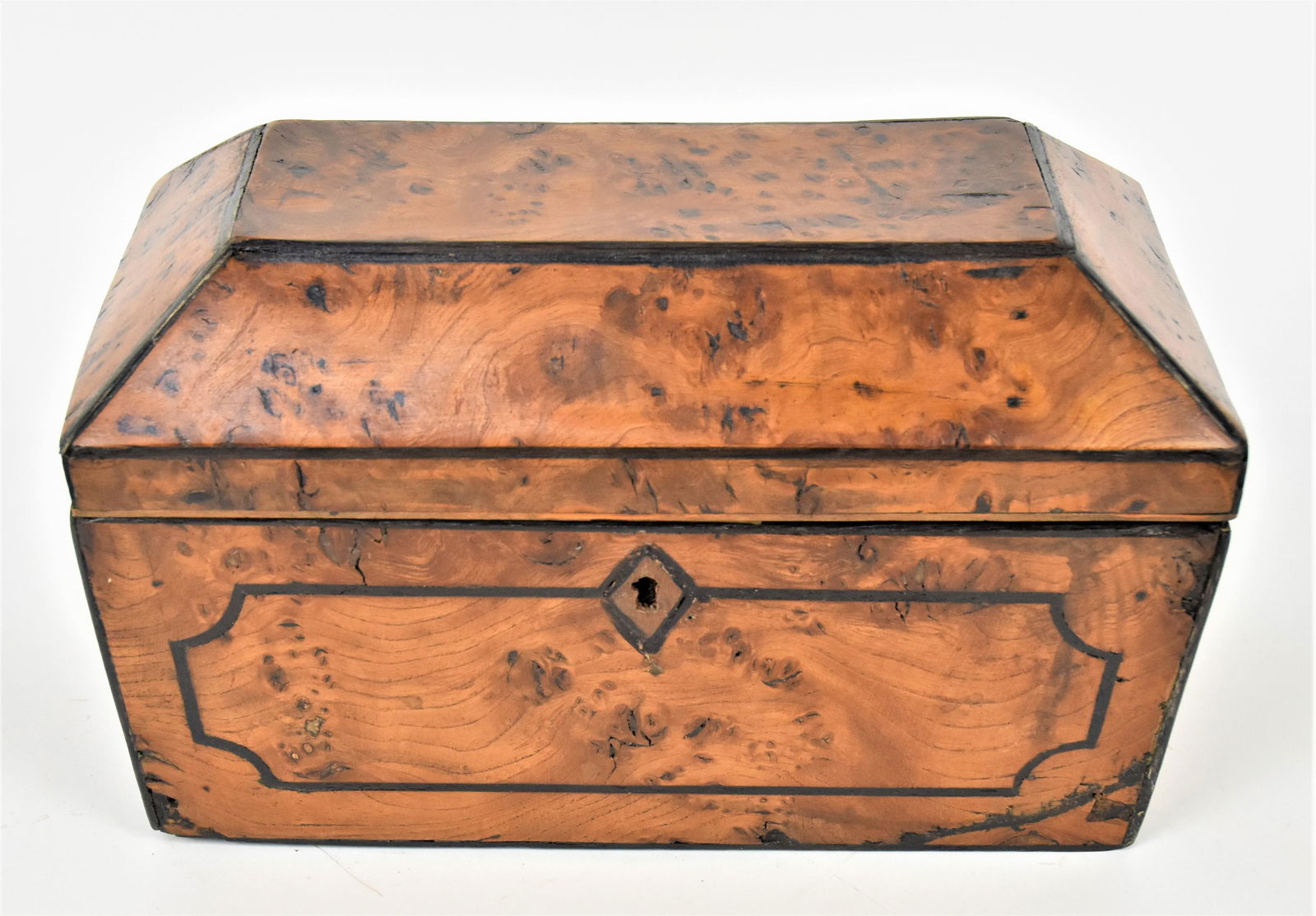 Burl Sewing Box (1 of 8)