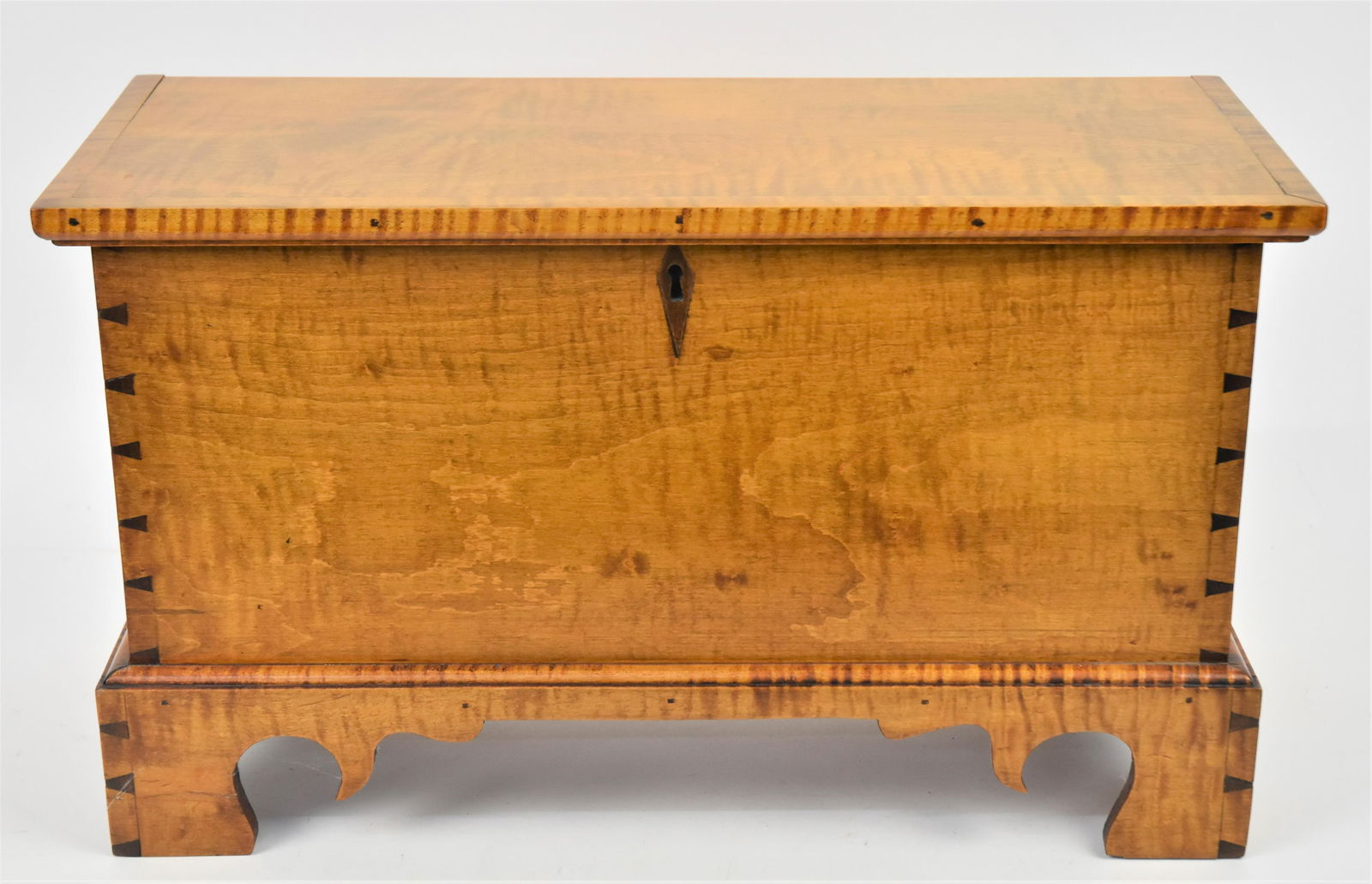 Curly Maple Miniature Blanket Chest (1 of 8)