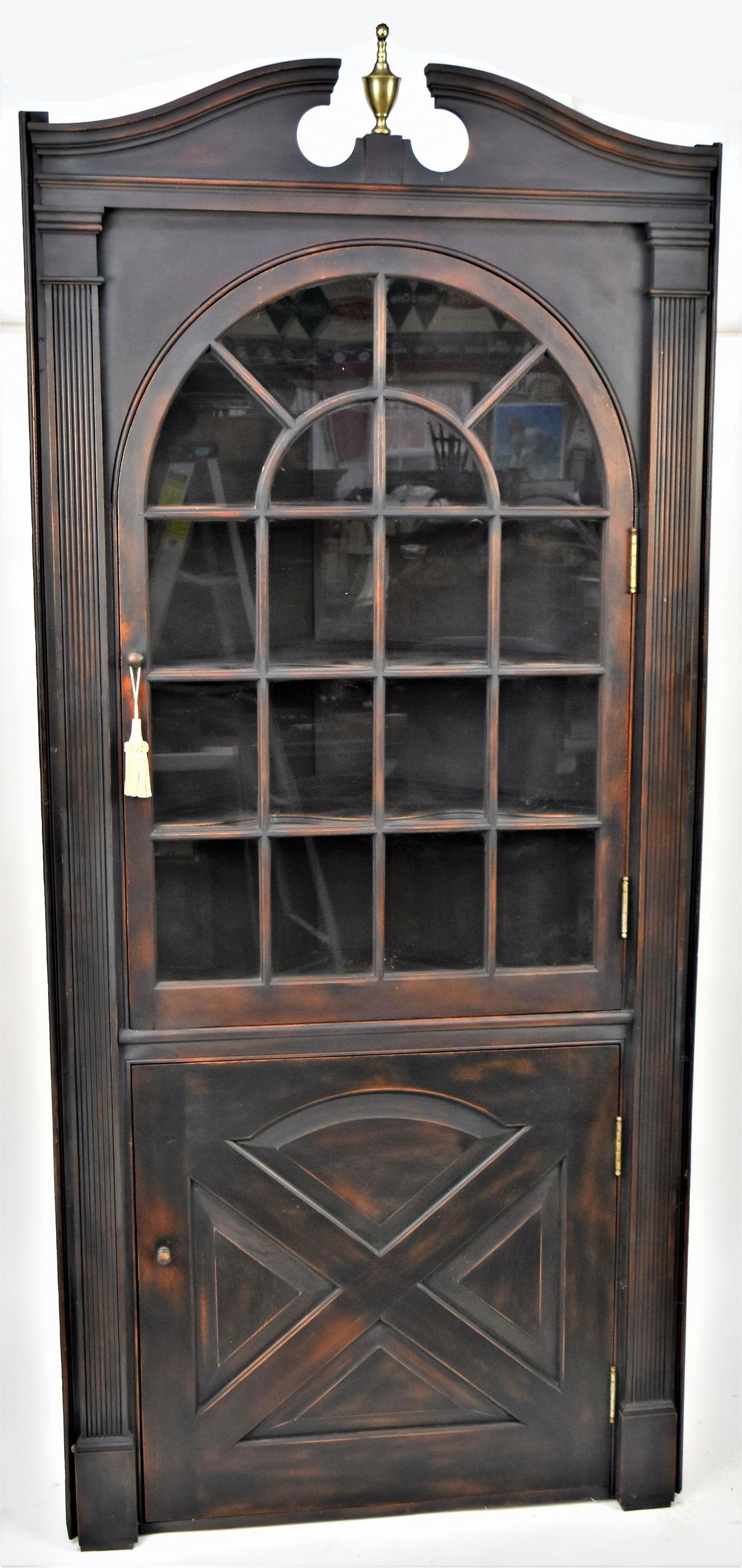 Pine Corner Cupboard (1 of 7)