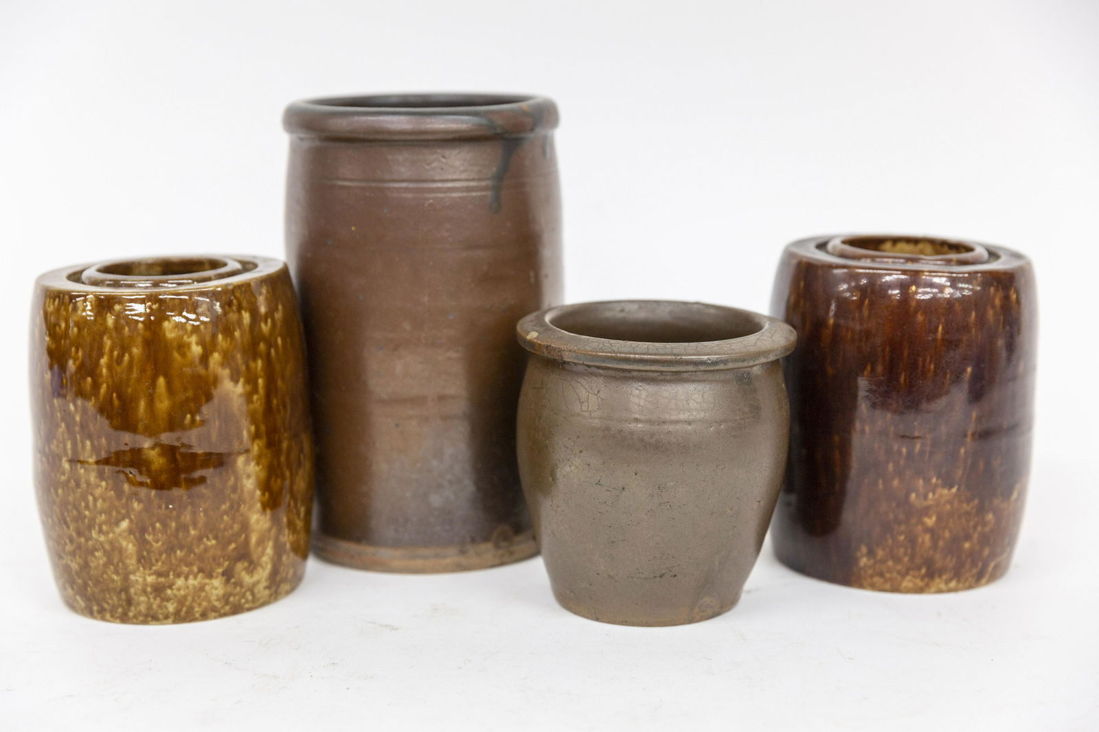 Early Red & Yelloware (1 of 7)