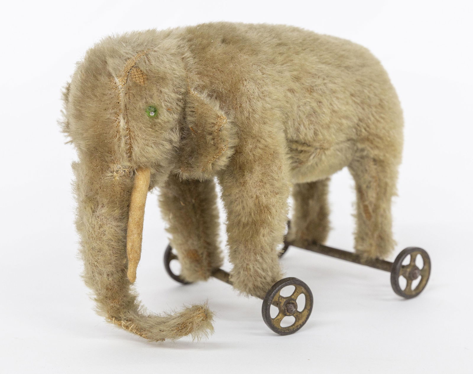 Stieff Elephant Pull Toy (1 of 5)