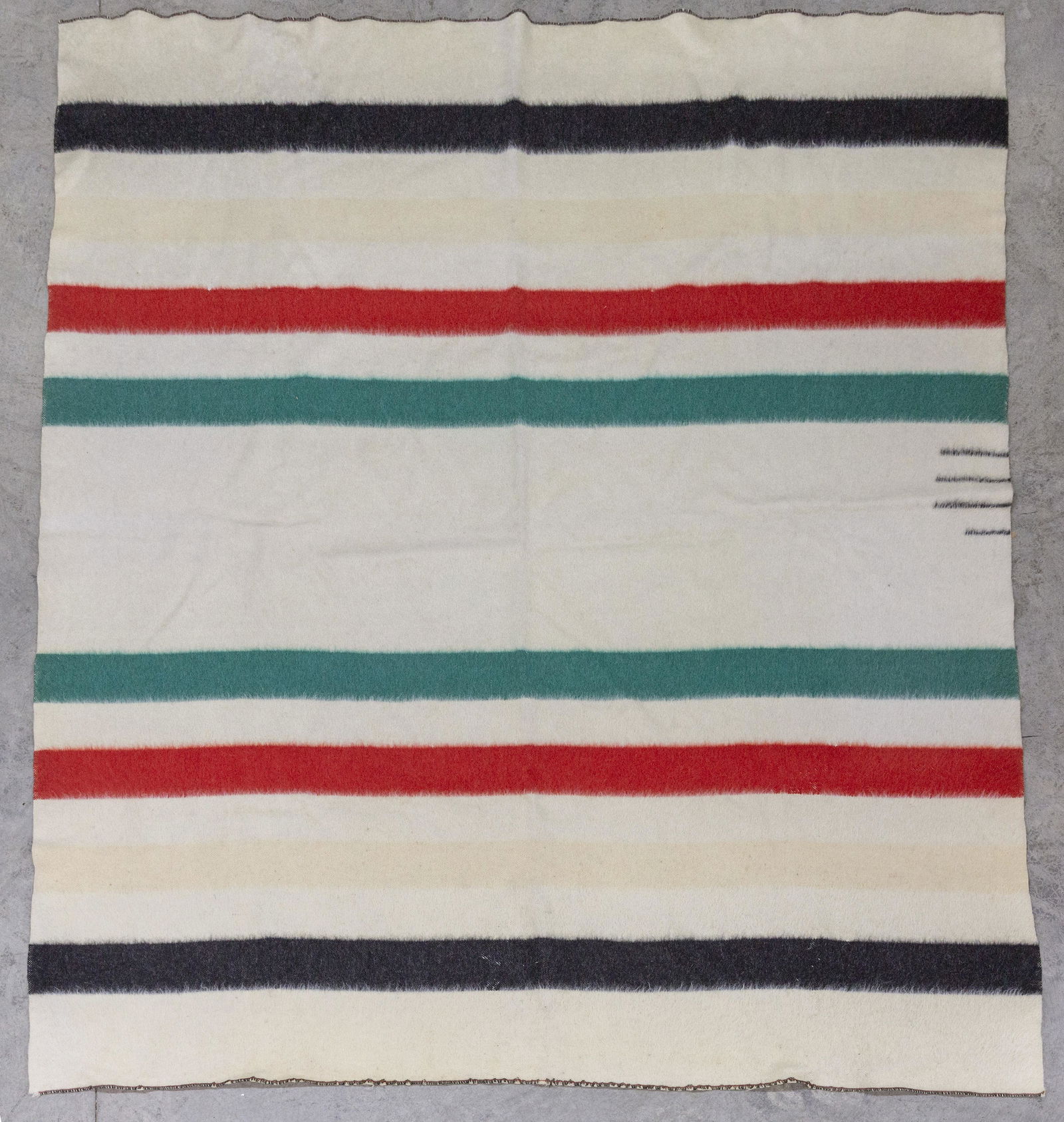 Hudson Bay Points Trade Blanket (1 of 7)