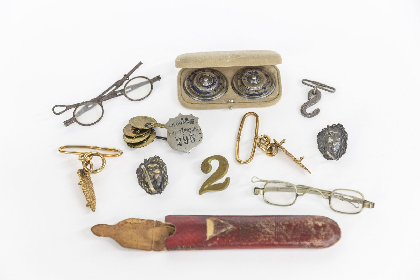 Misc. Militaria Plus (1 of 8)