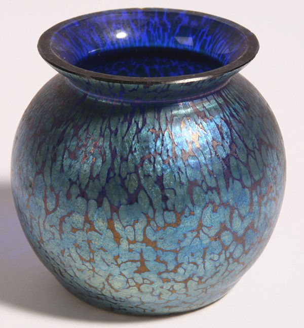 LOVELY MINIATURE LOETZ VASE: In blue iridescent oil spot. 2.75" high. Small chip under top rim.
