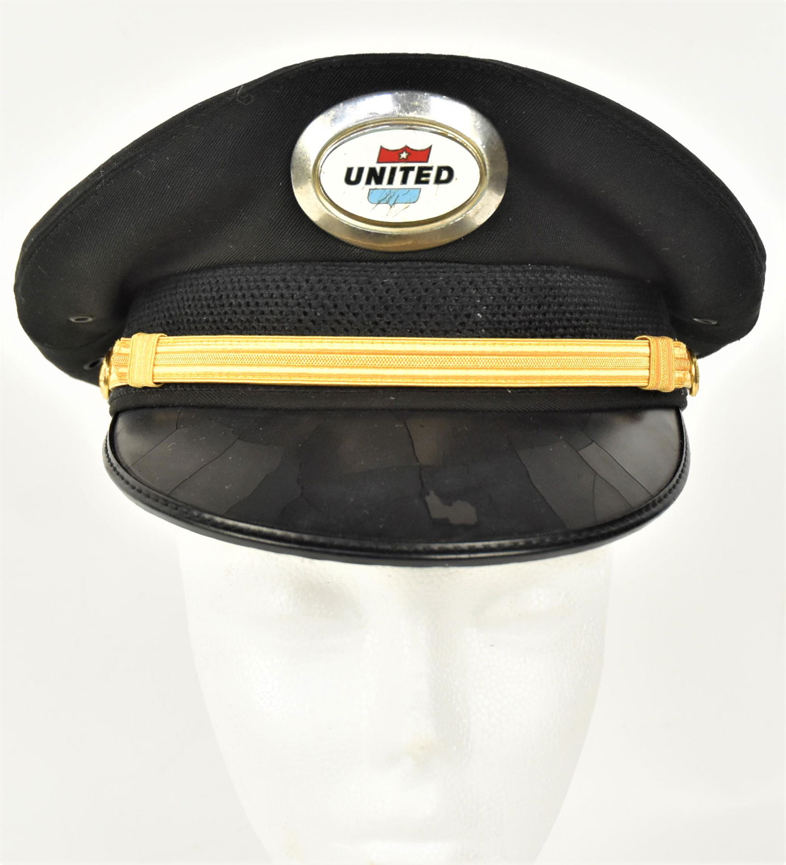 United Airlines Pilots Cap (1 of 2)