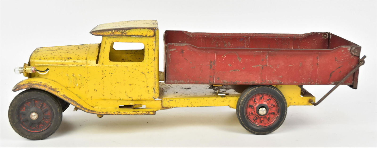 Buddy L Toy Dump Truck (1 of 5)