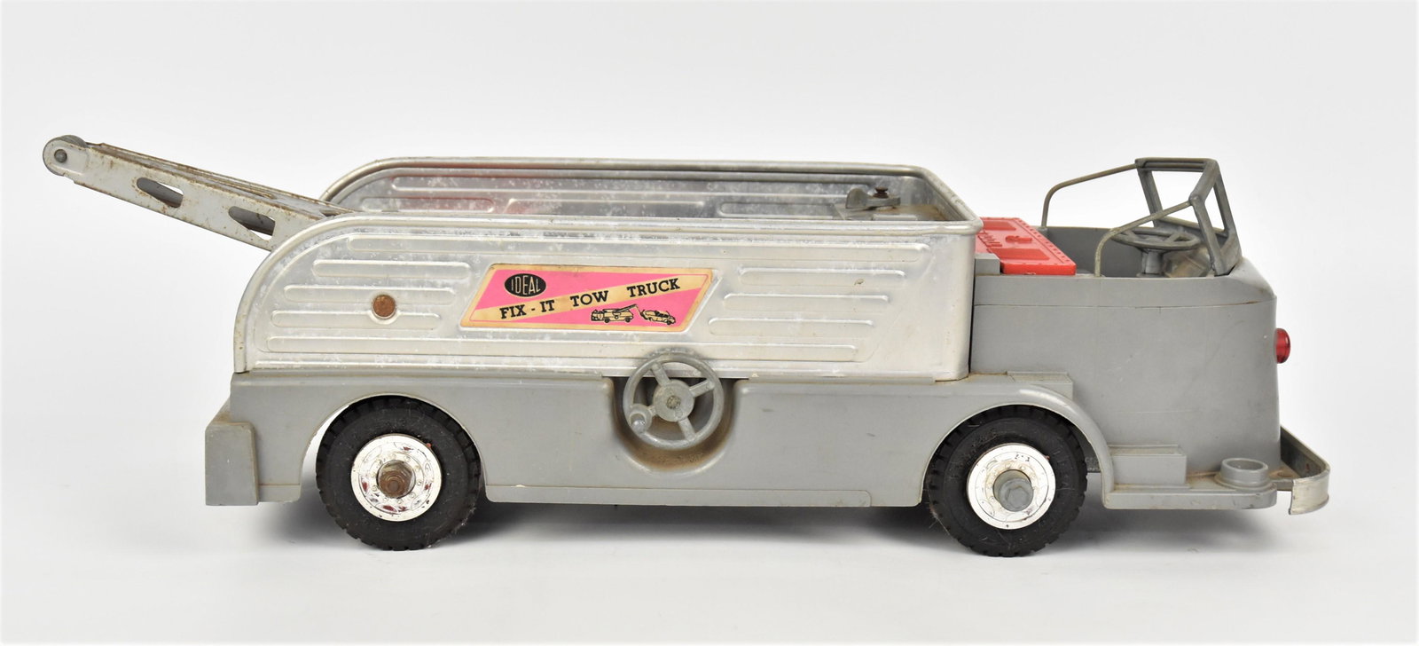 Ideal Toy Fit-It Tow Truck (1 of 5)