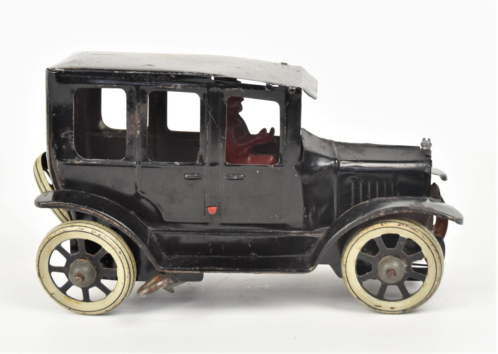 Tin Toy Ford Touring Car (1 of 3)