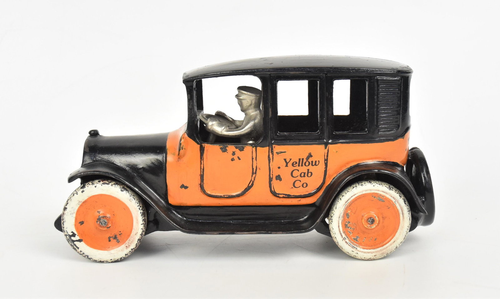 Nice Arcade Cast Iron Yellow Cab (1 of 4)