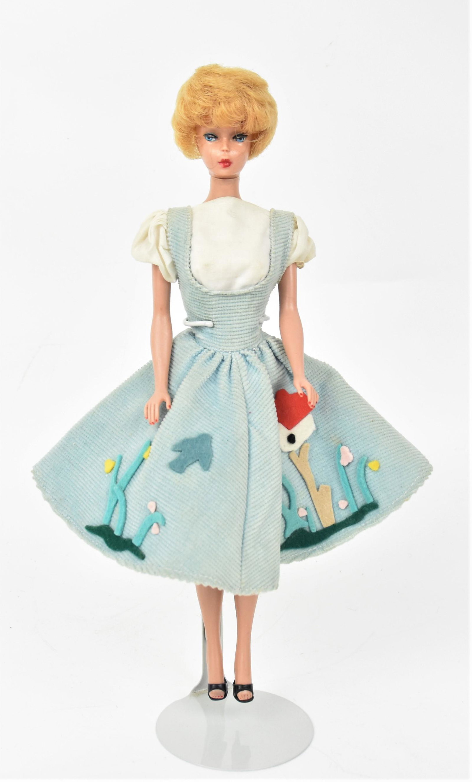 Vintage Barbie Bubblecut Doll (1 of 4)