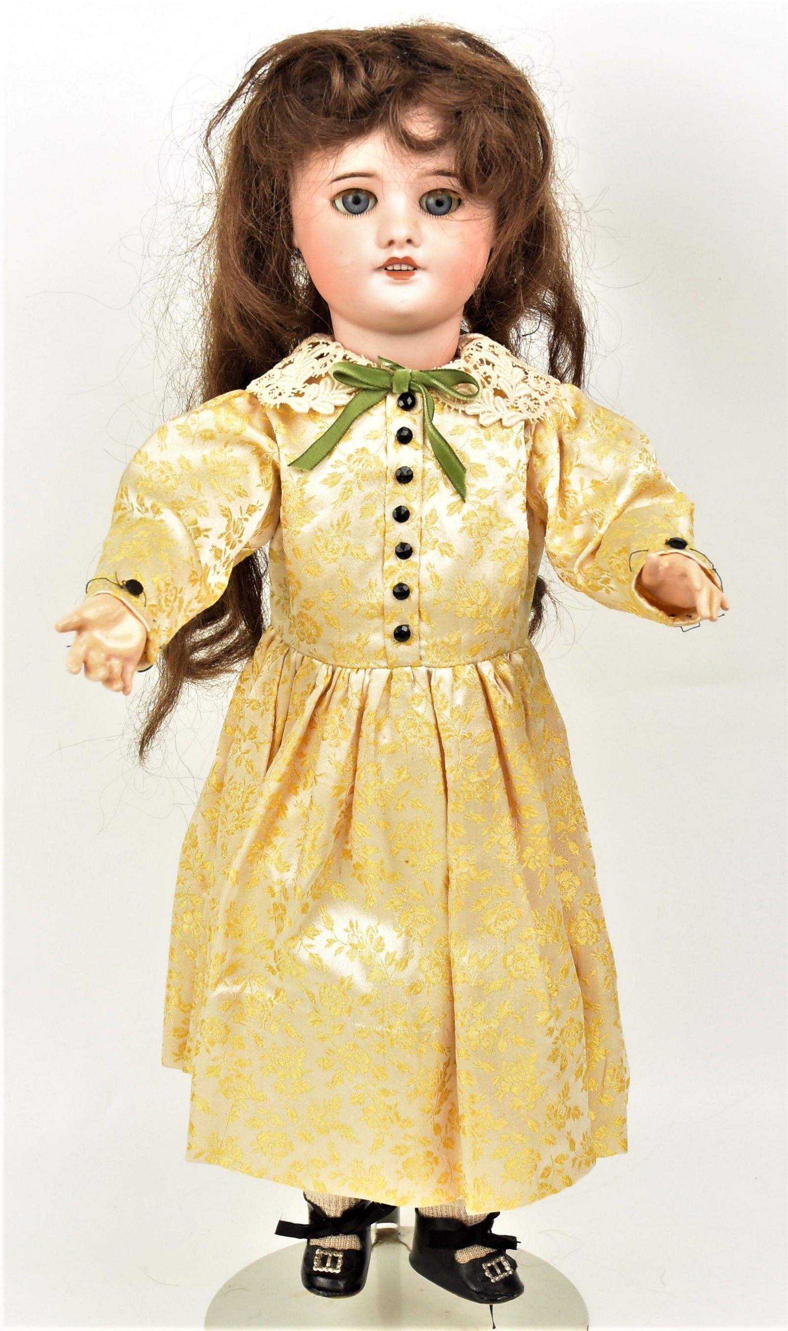 SFBJ Paris Bisque Doll (1 of 6)