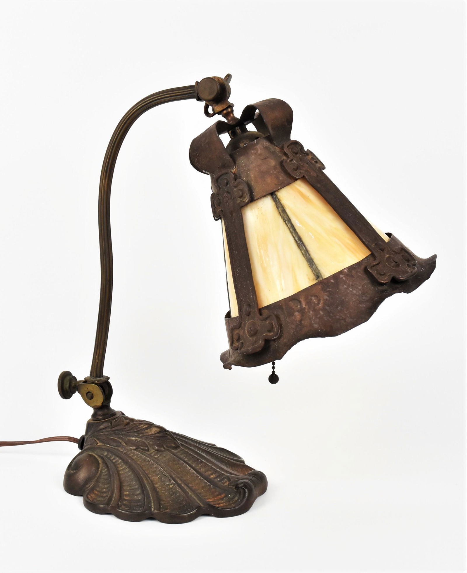 Arts & Crafts Mission Table Lamp (1 of 3)