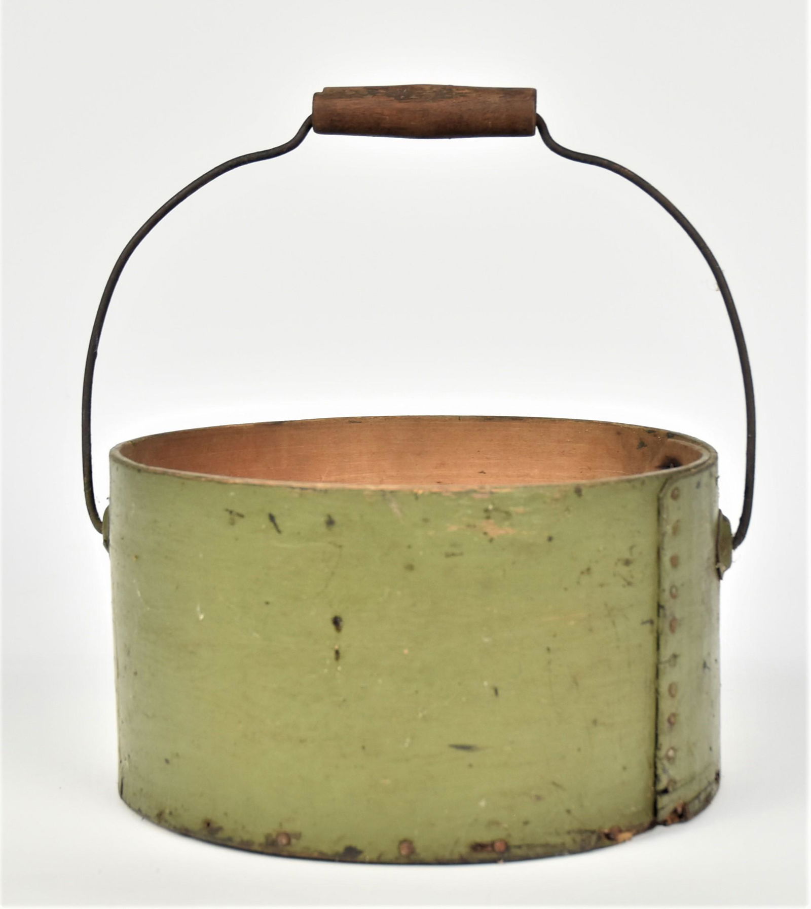 Bentwood Carrier with Old Green Paint (1 of 3)