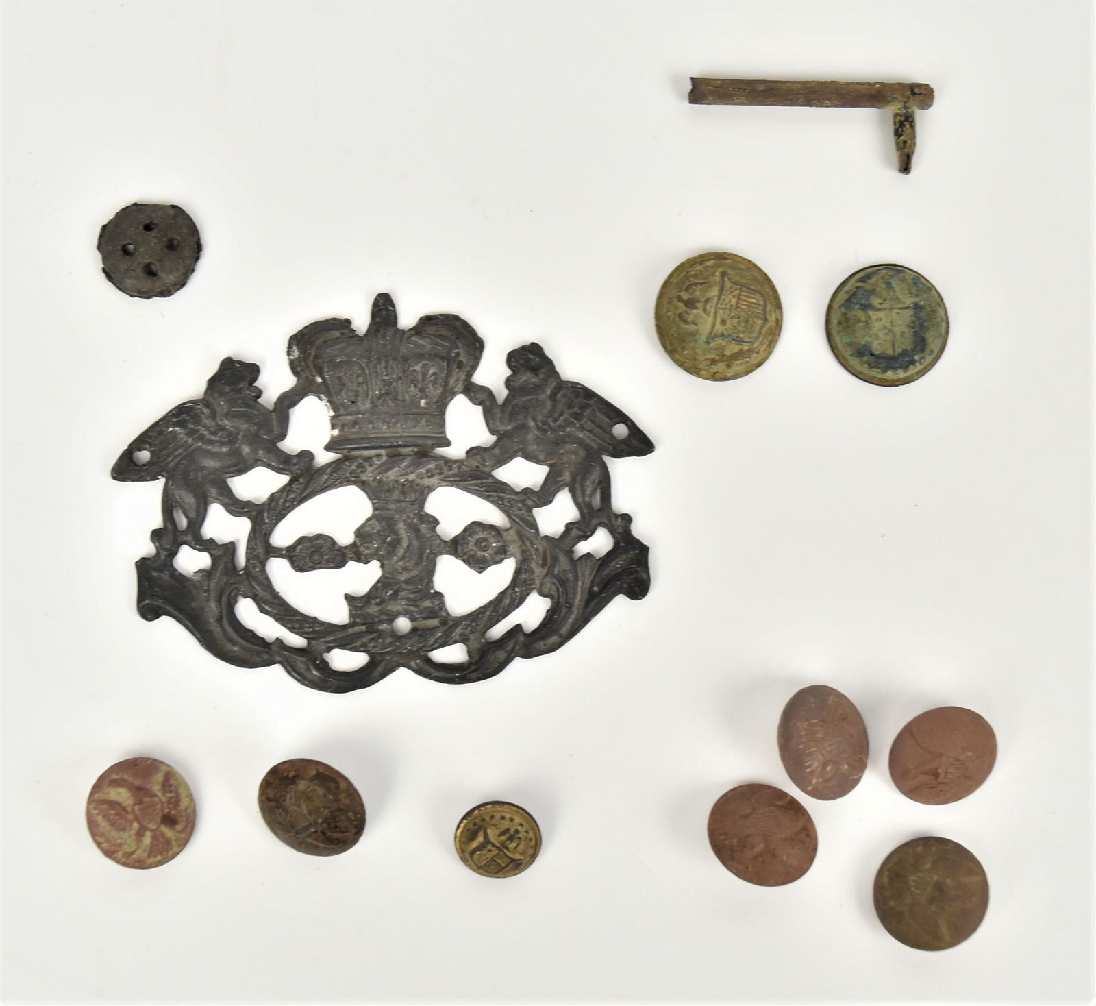 Dug Civil War Buttons Plus (1 of 5)