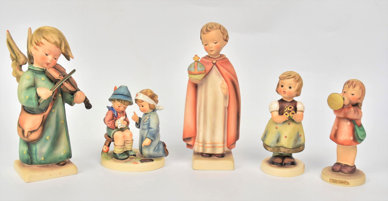Five Hummel Figurines: Includes #188 TMK-6, #376 TMK-7, #32/0 TMK-3, #70 TMK-3, #257 TMK-5 , tallest is 7 1/2" . All good condition.