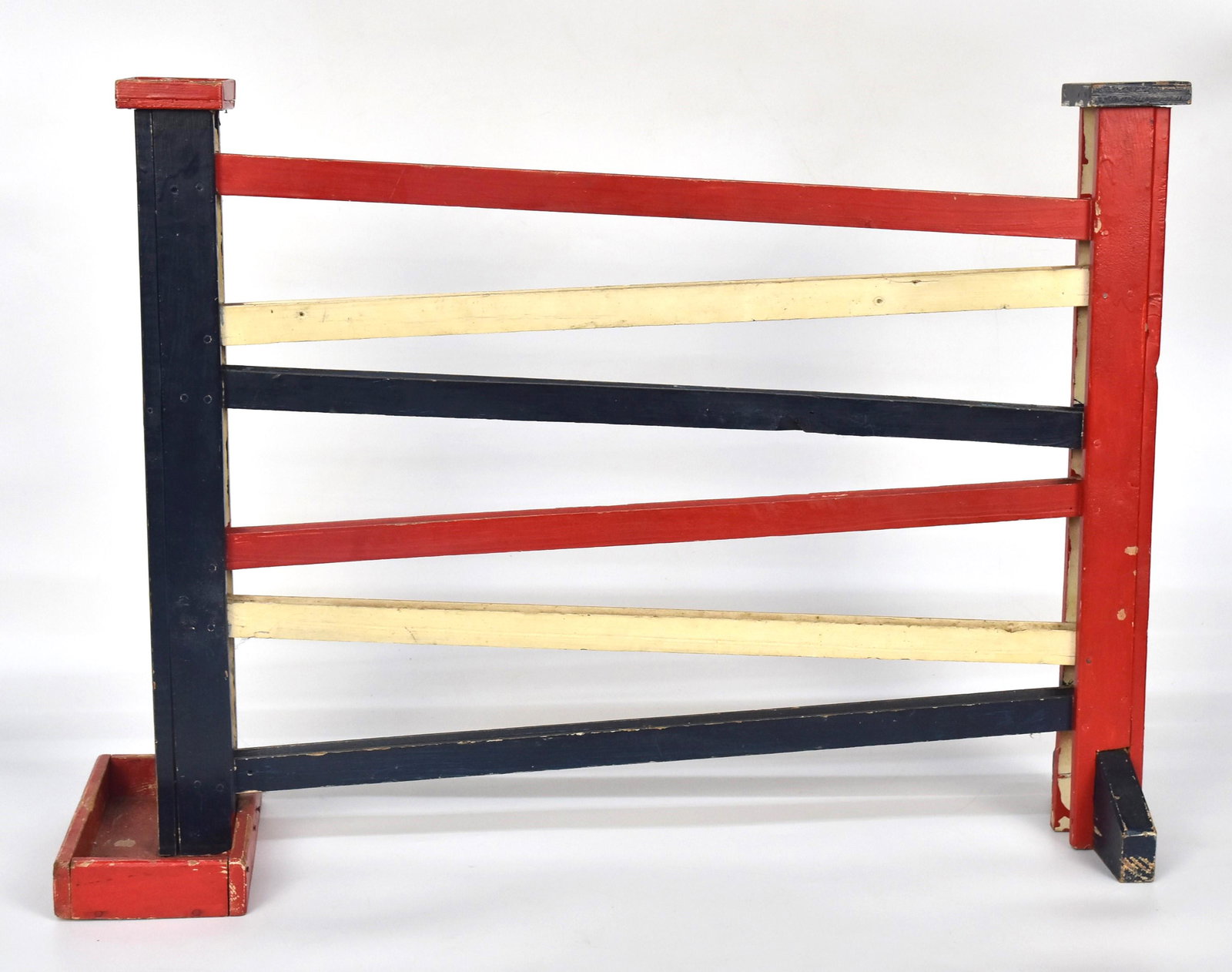 Patriotic Wooden Marble Game (1 of 4)