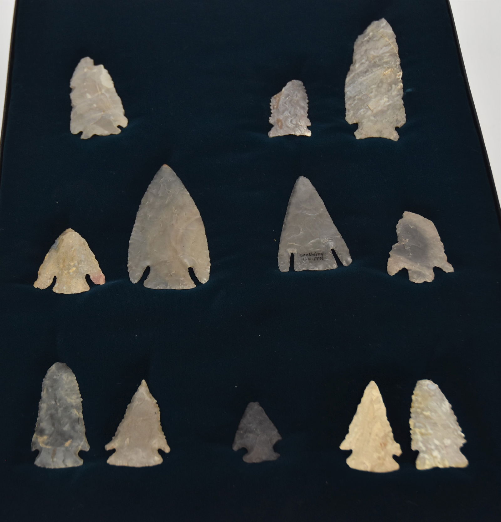 Early Archaic Projectile Points (1 of 4)