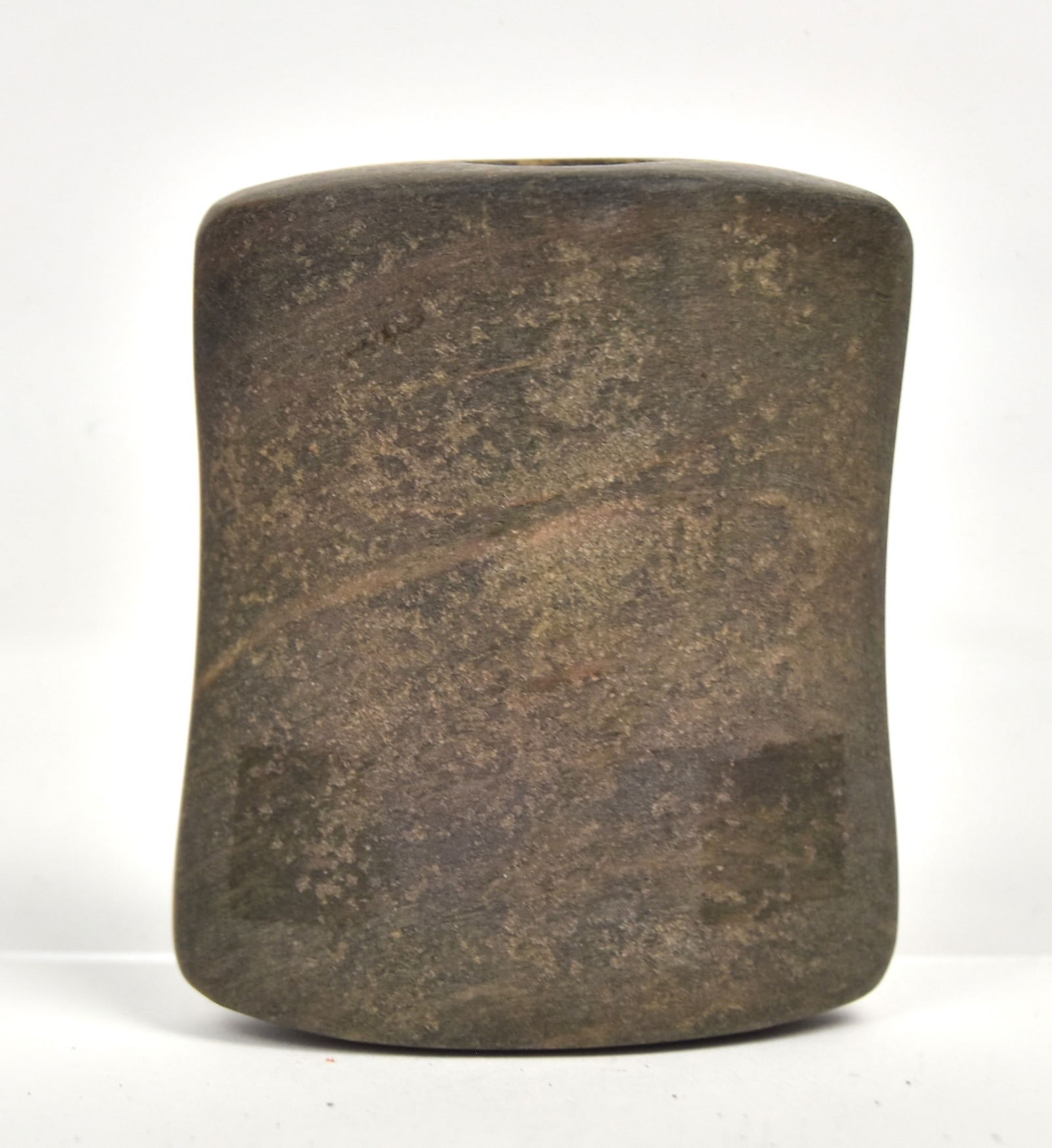 Hourglass Bannerstone Auction