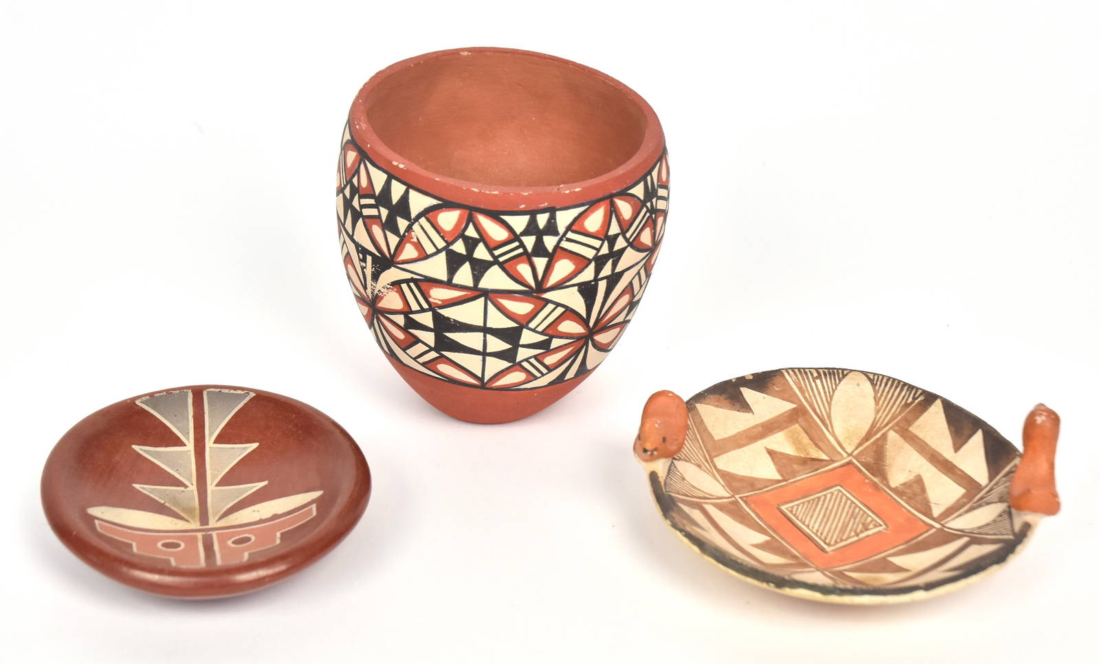 Pueblo Pottery Auction