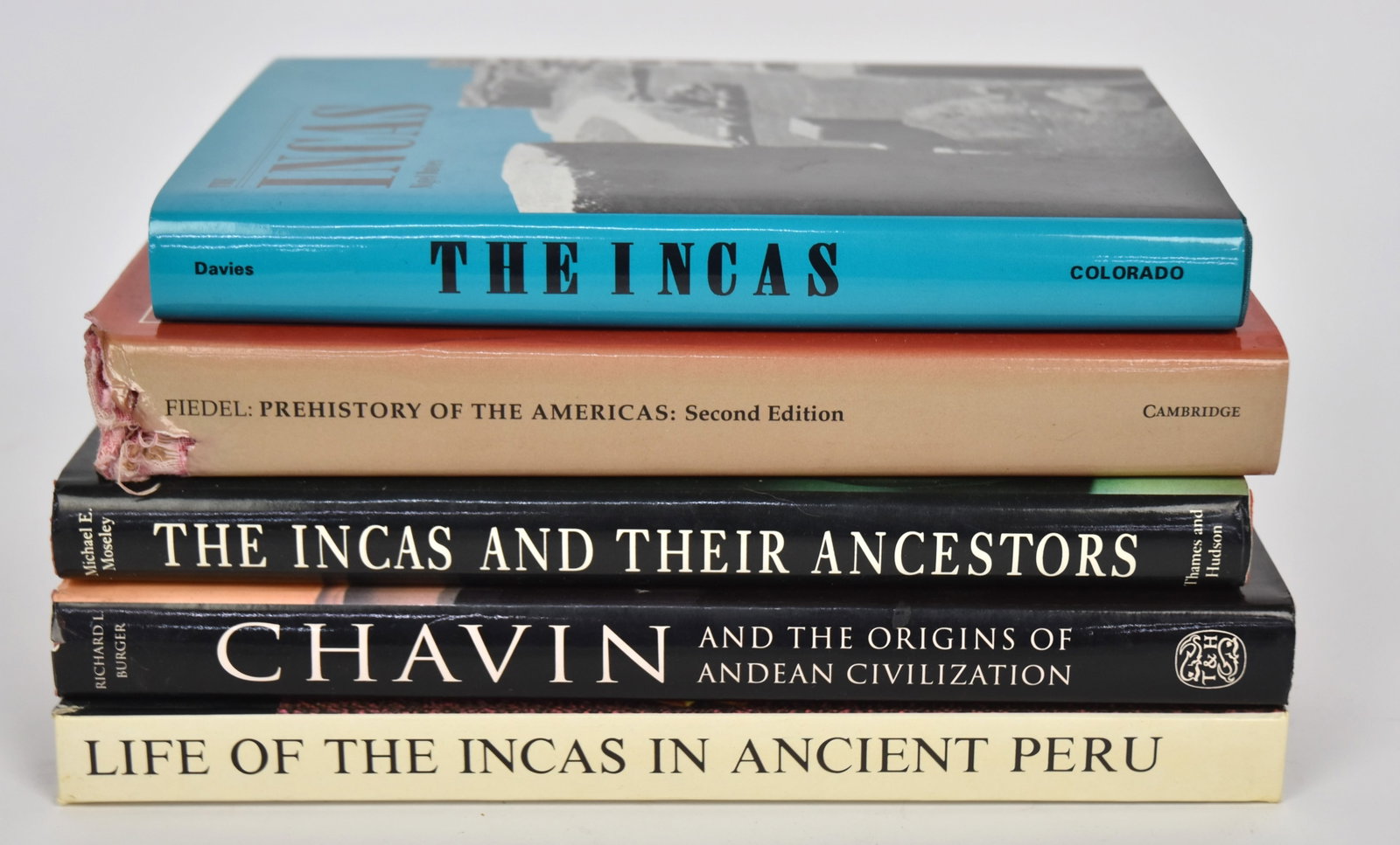 Books on South American Archaeology: Lot of five including the following titles:The Incas, by Nigel Davies; plus Prehistory of the Americas, by Stuart J. Fiedel; plus The Incas and Their Ancestors, by Michael E. Moseley; plus Chavin and 