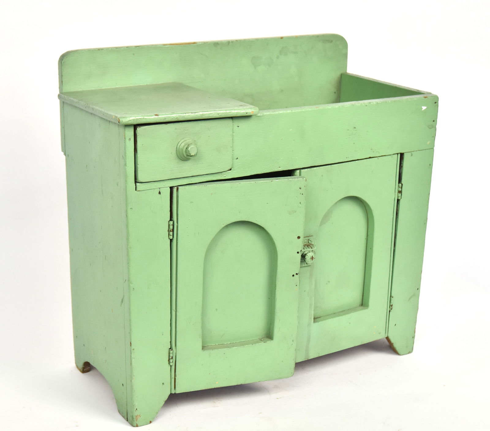 Miniature Painted Dry Sink (1 of 4)