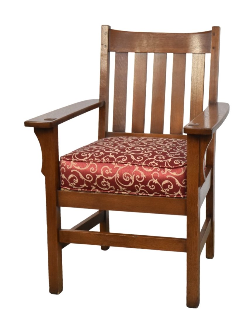 Oak Arts & Crafts Arm Chair: Five slat back with pinned construction at top. 38H x 27 x 22. Good condition.