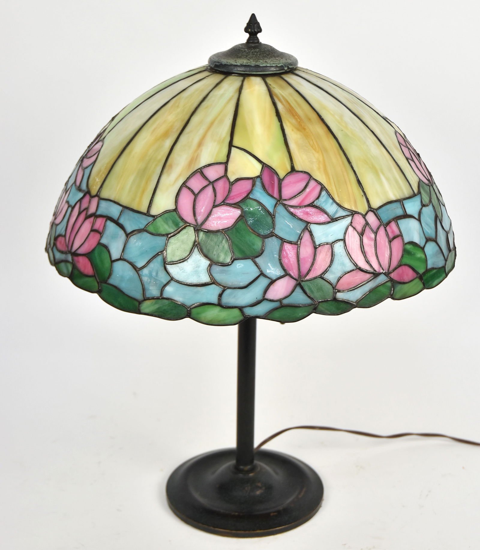 Unique Lamp Co. Leaded Arts & Crafts Table Lamp (1 of 11)