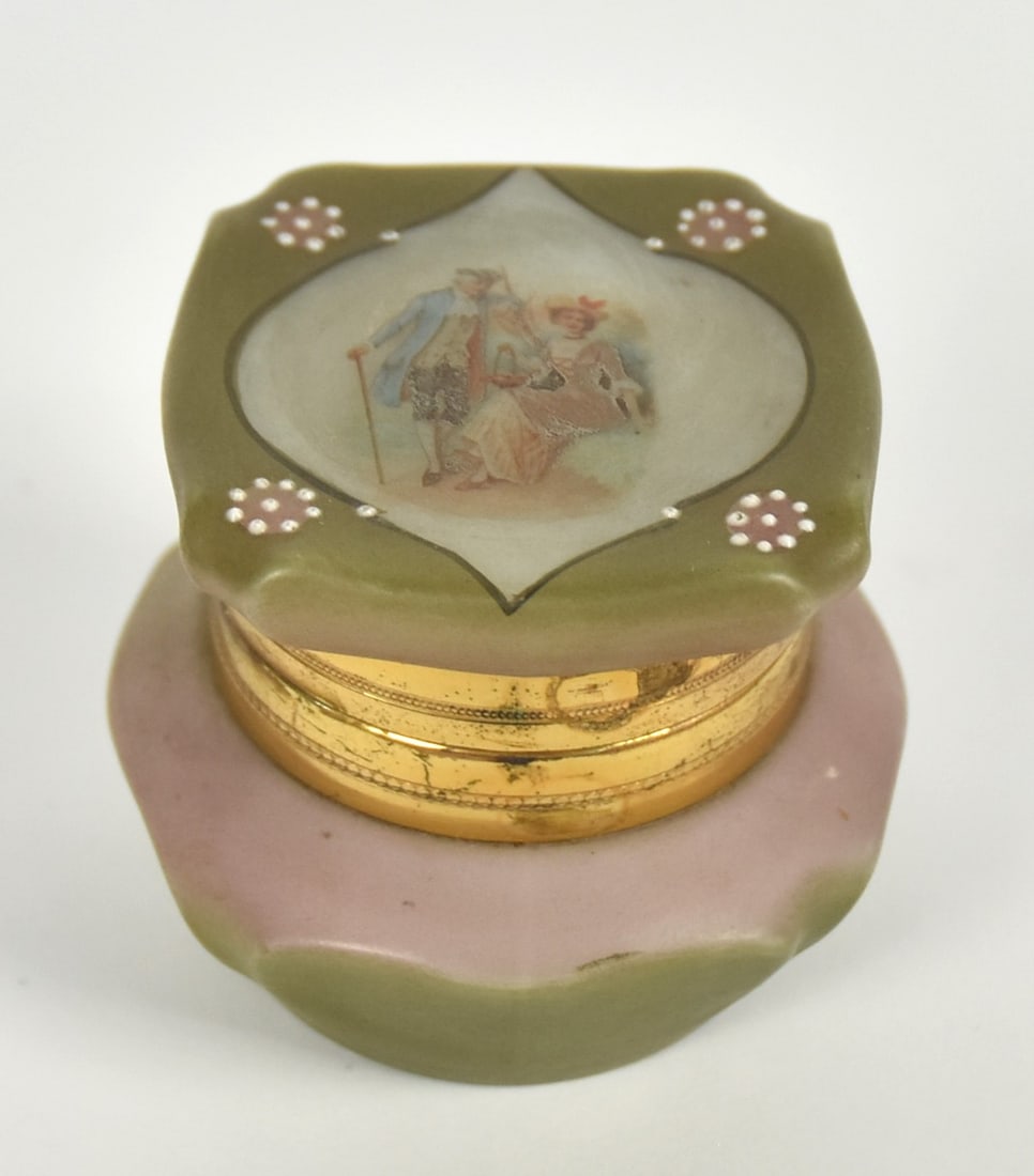 Nakara Art Glass Dresser Box (1 of 4)