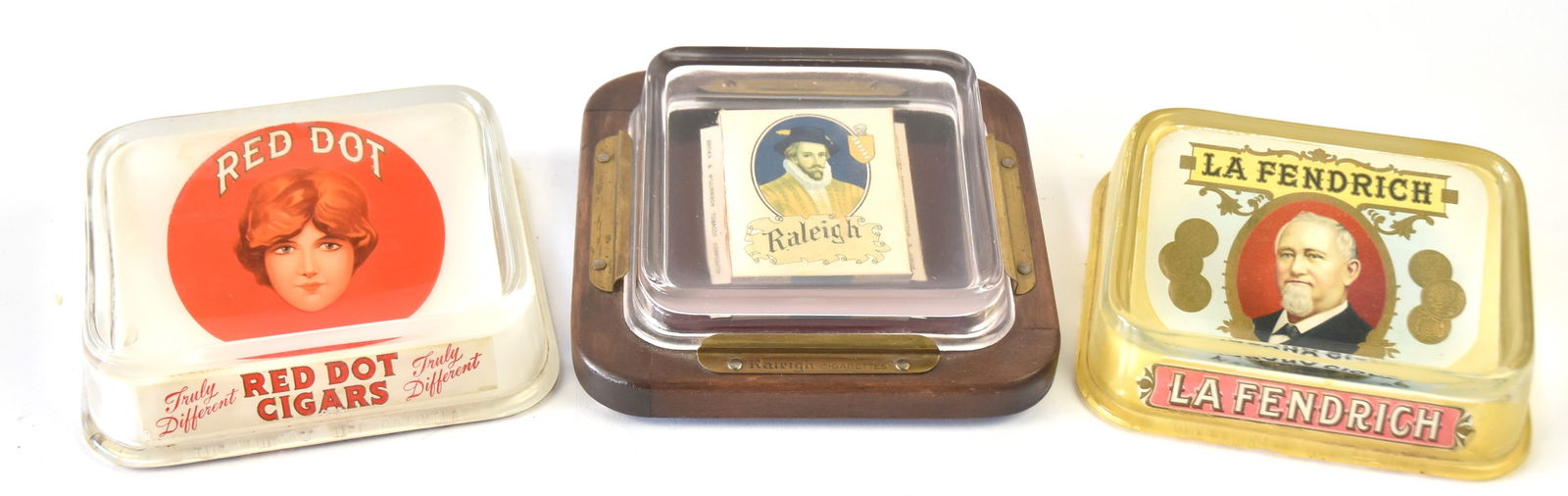 Three Cigar Glass Change Receivers (1 of 6)