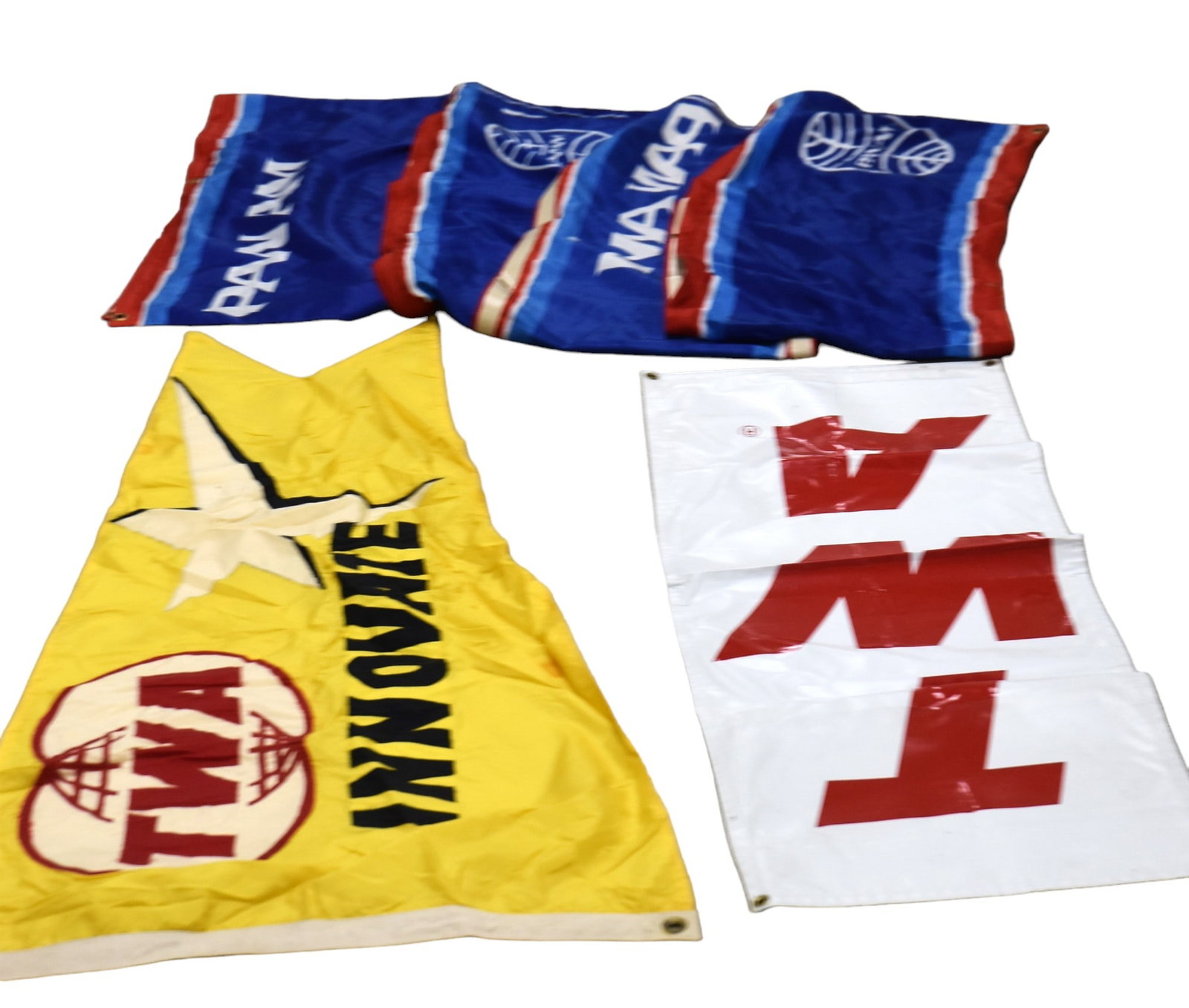 Lot of Pan AM & TWA Banners: Four Pan Am, 2 TWA Banner good cond.