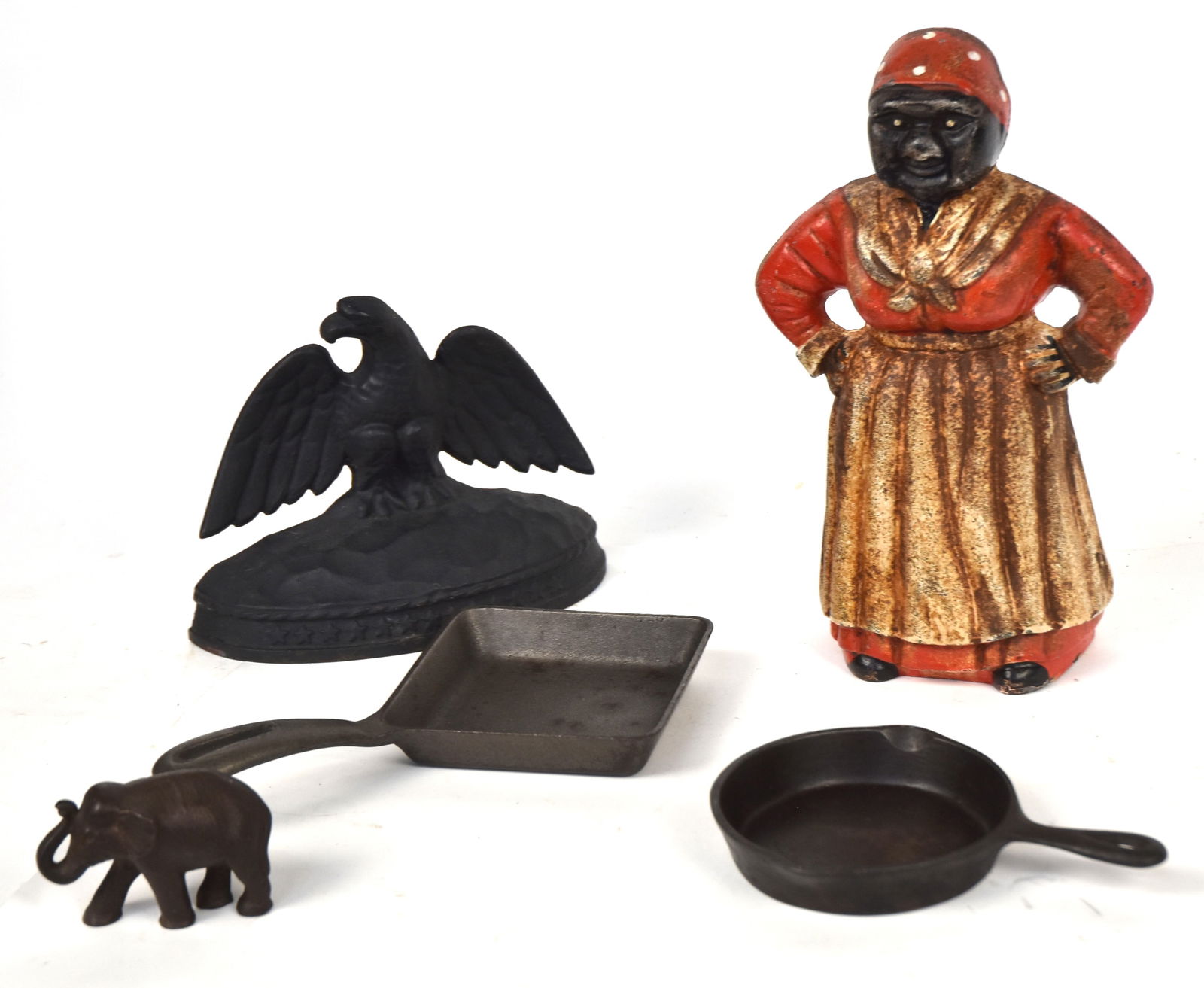 Lot of Old Cast Iron Items (1 of 8)