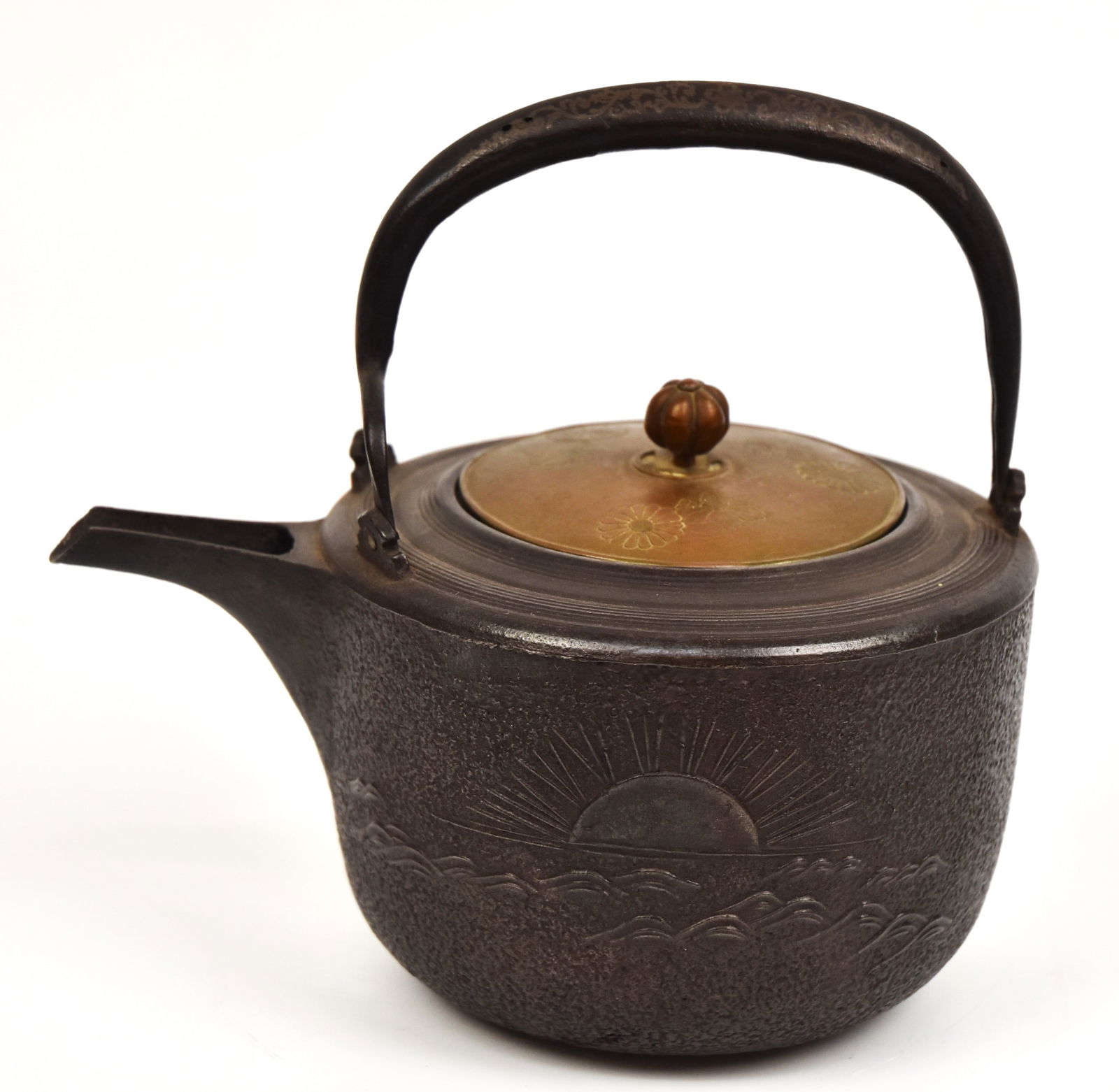 Edo Japanese Iron & Bronze Sake Kettle (1 of 8)