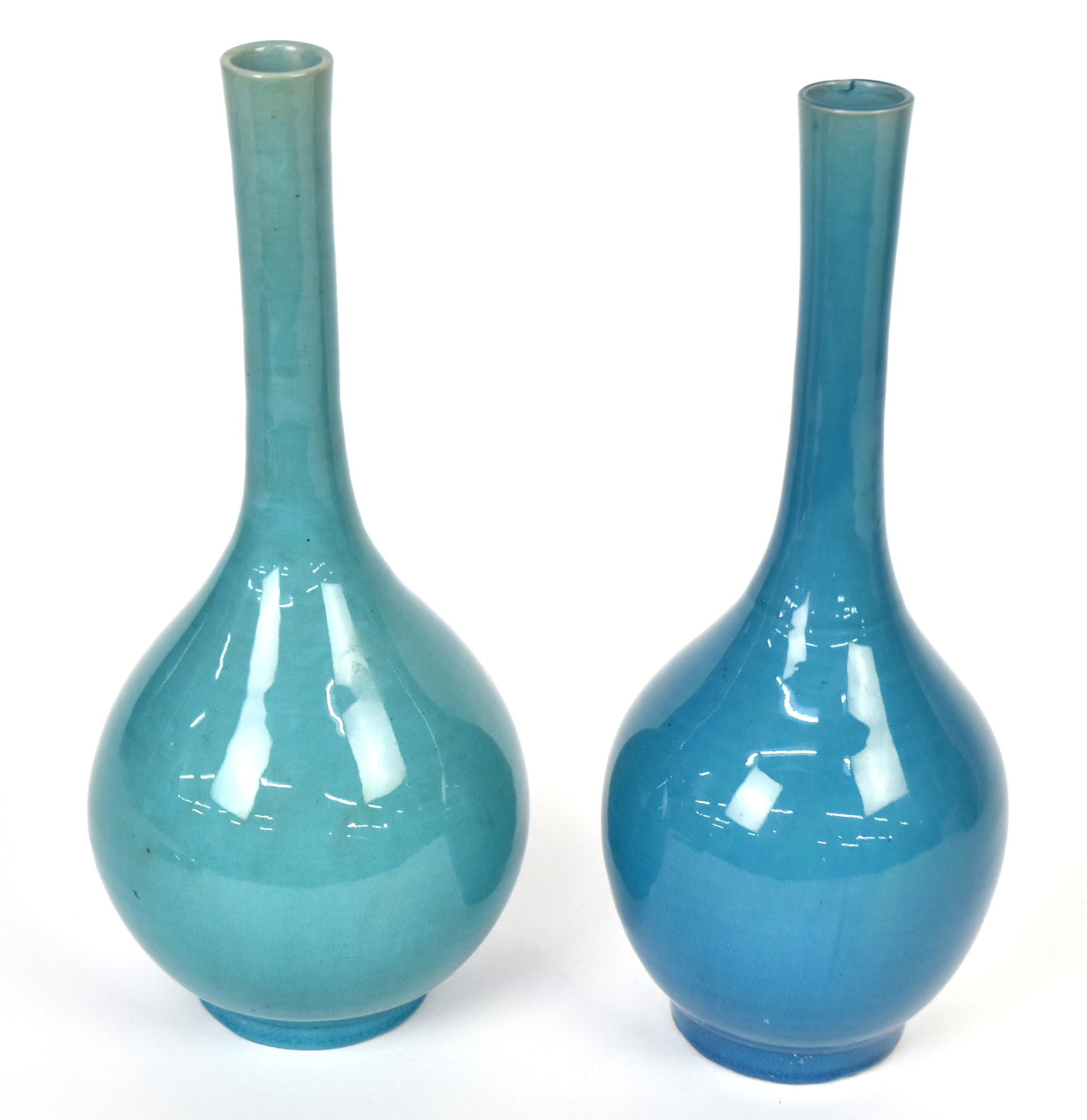 Two Chinese Porcelain Bottle Vases (1 of 6)